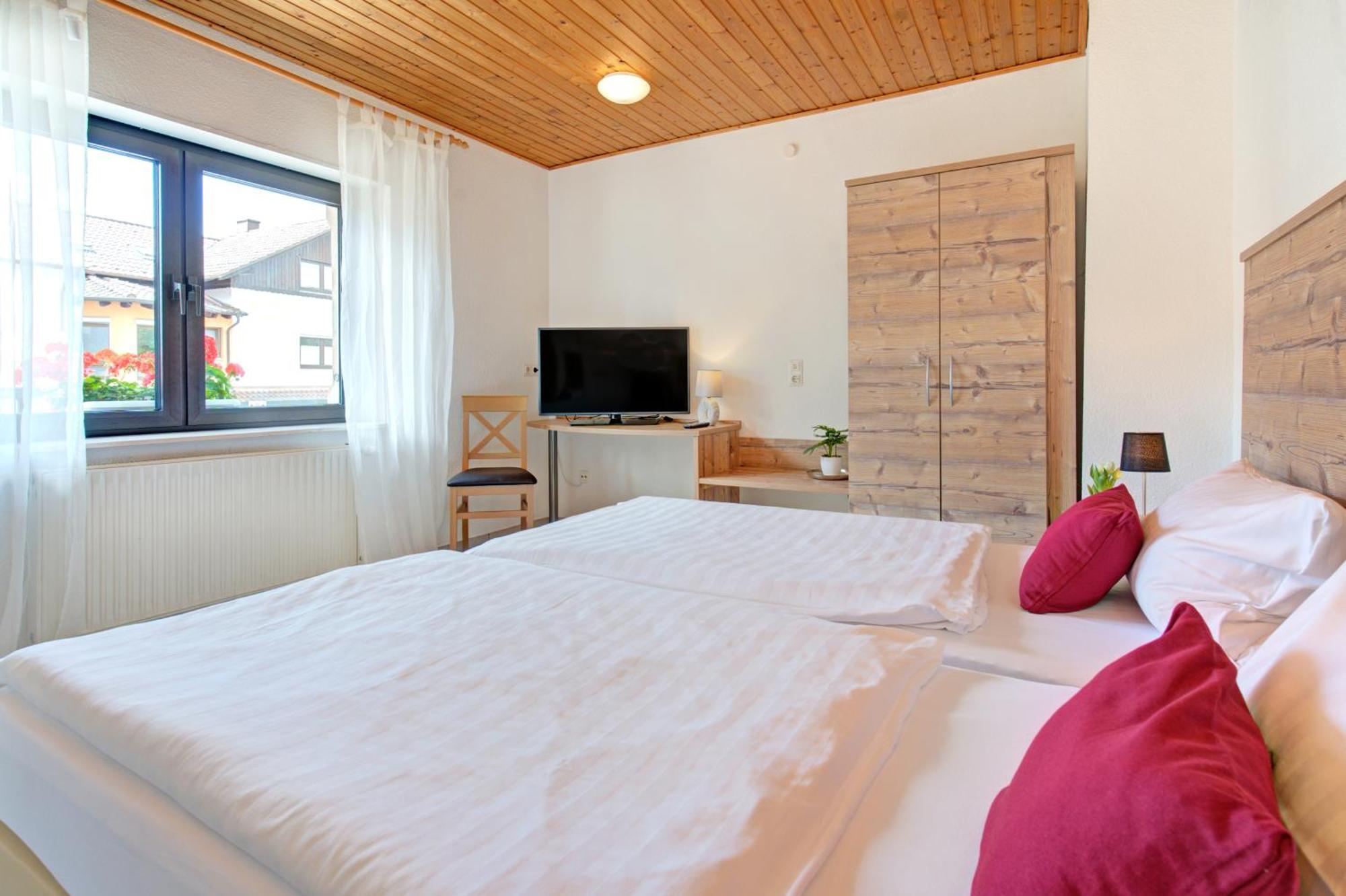 Ferienhaus Storchenblick Bann Екстериор снимка